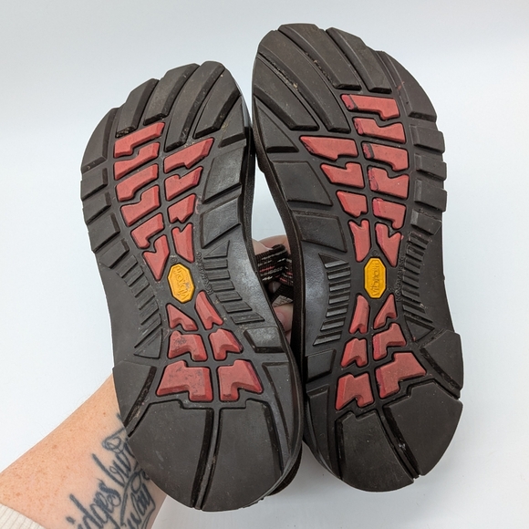 Chaco Z2 Vibram Unaweep Brown Strappy Hiking Sandal 8 - Picture 7 of 9